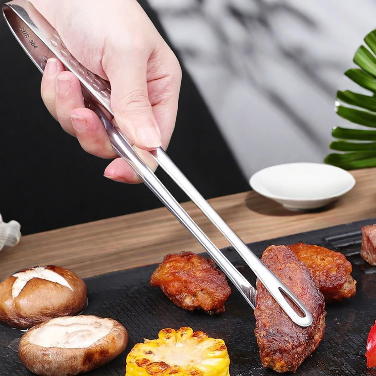 Stainless Steel Non-Slip BBQ Tongs